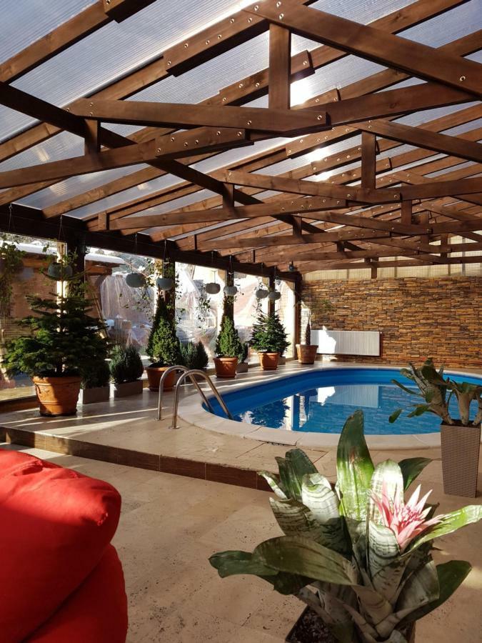 Casa Piri Hotell Anina Eksteriør bilde