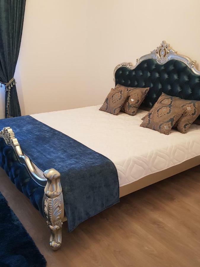 Casa Piri Hotell Anina Eksteriør bilde