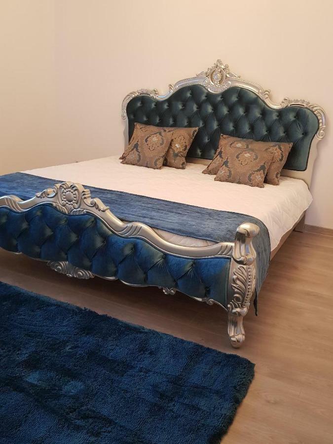 Casa Piri Hotell Anina Eksteriør bilde