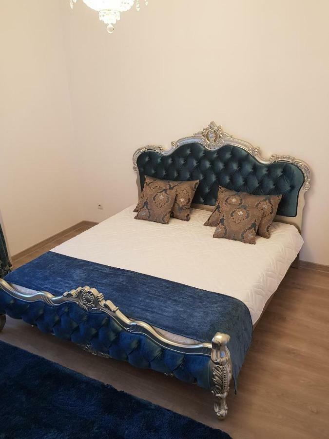 Casa Piri Hotell Anina Eksteriør bilde